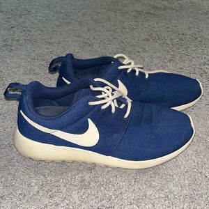 Nike Roshe Run Sneakers- royal blue
